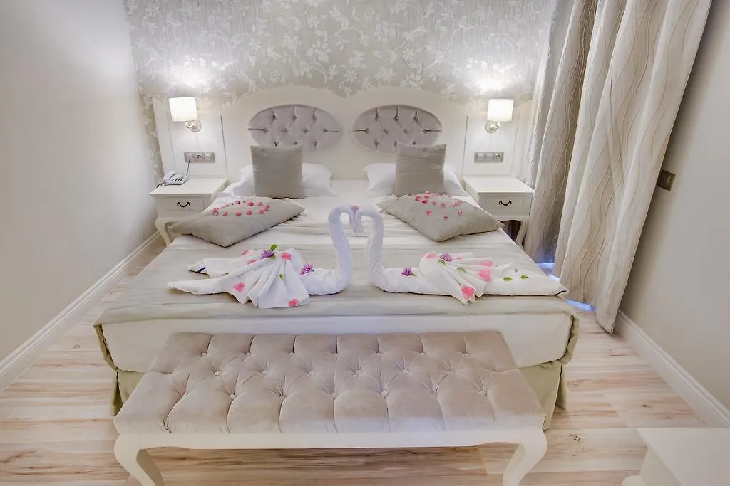Pinehill Hotel&Suites Ölüdeniz Turchia