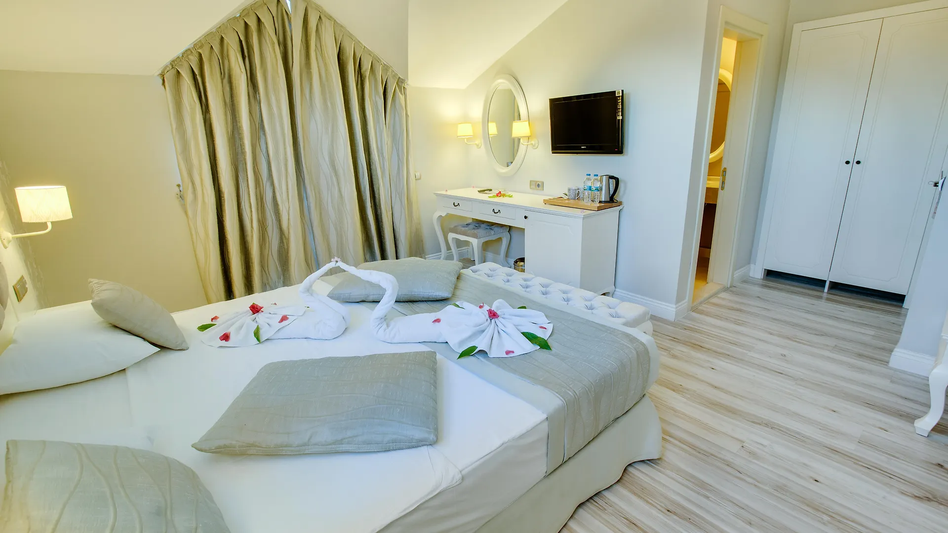 Pinehill Hotel & Suites Oludeniz