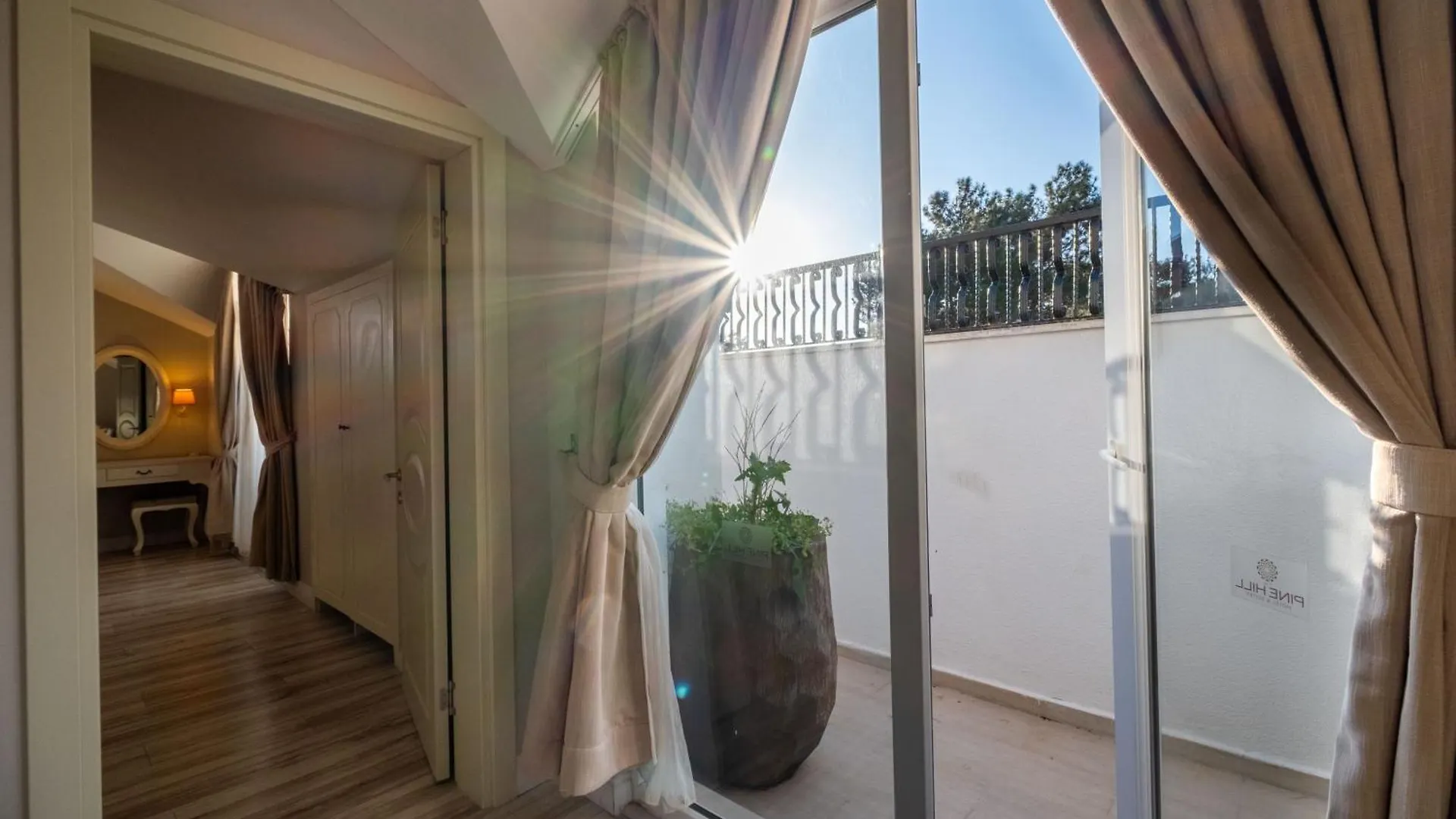 ***  Pinehill Hotel & Suites Oludeniz Turecko