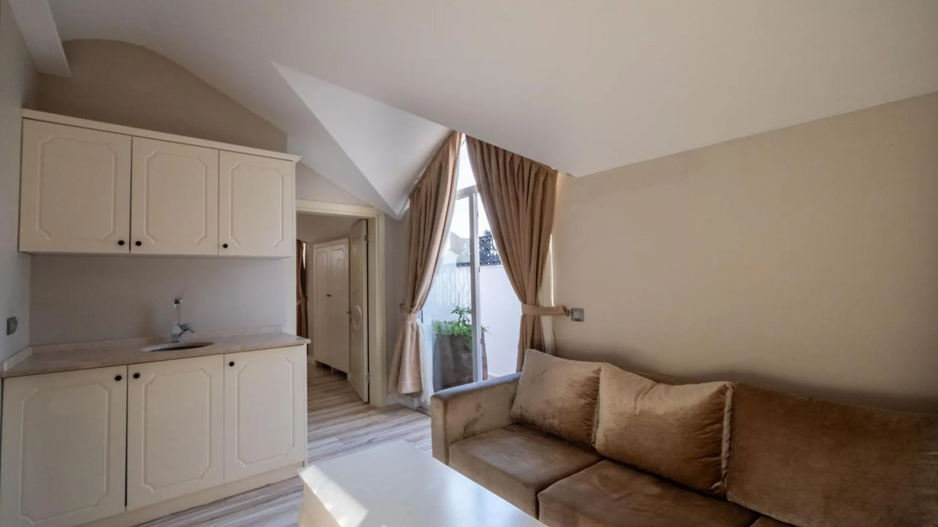 Pinehill Hotel & Suites Oludeniz
