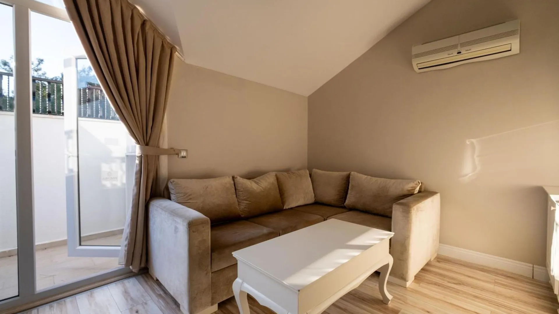 Pinehill Hotel&Suites Ölüdeniz