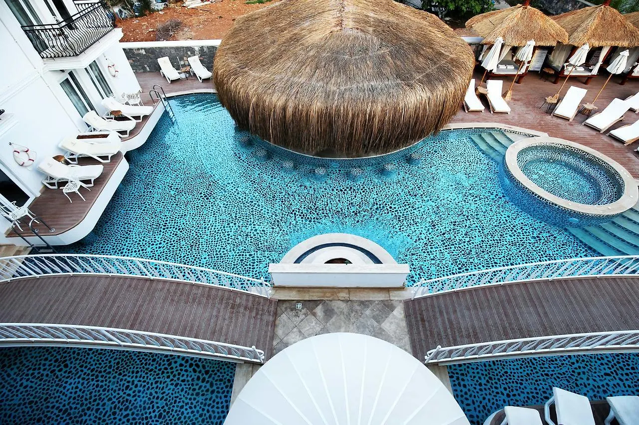Pinehill Hotel&Suites Ölüdeniz